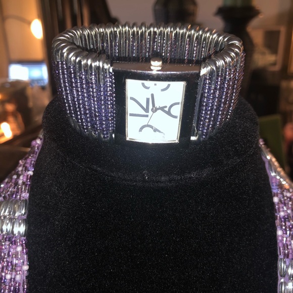 NWOT Necklace with Matching Watch - Picture 6 of 7